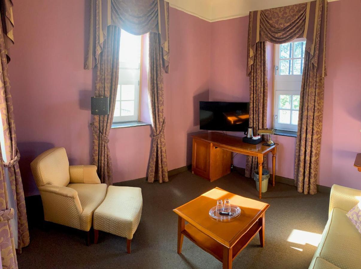 Hof De Draeck Bed & Breakfast Teuven ภายนอก รูปภาพ
